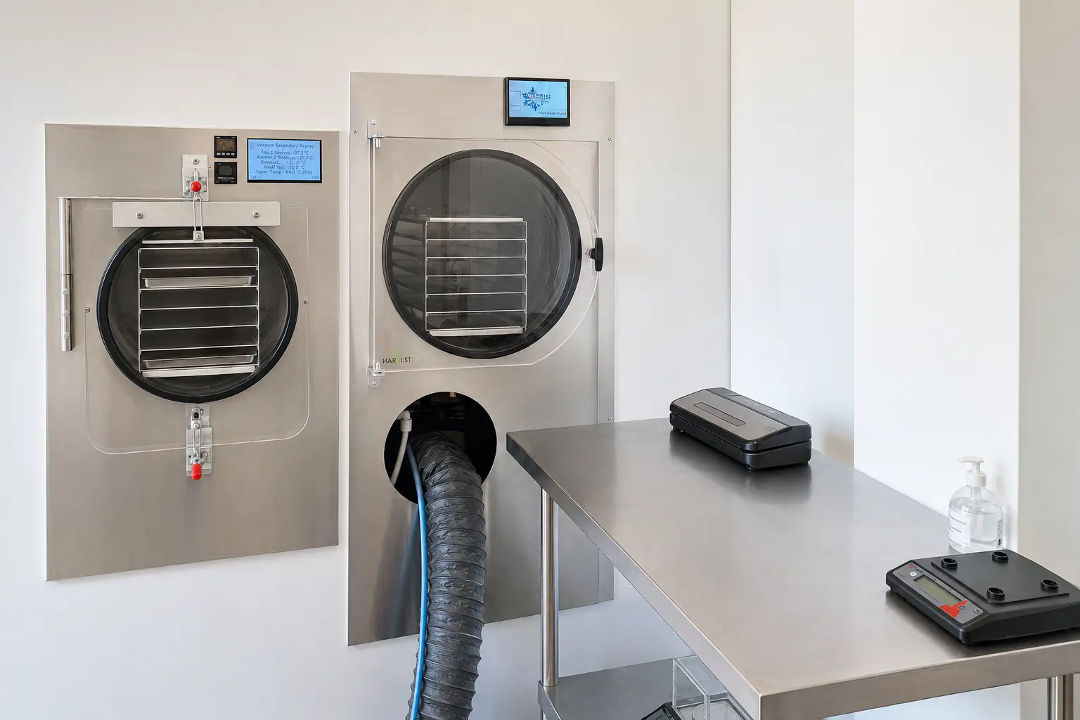 Our stainless-steel vacuum freeze-drying testing and development room