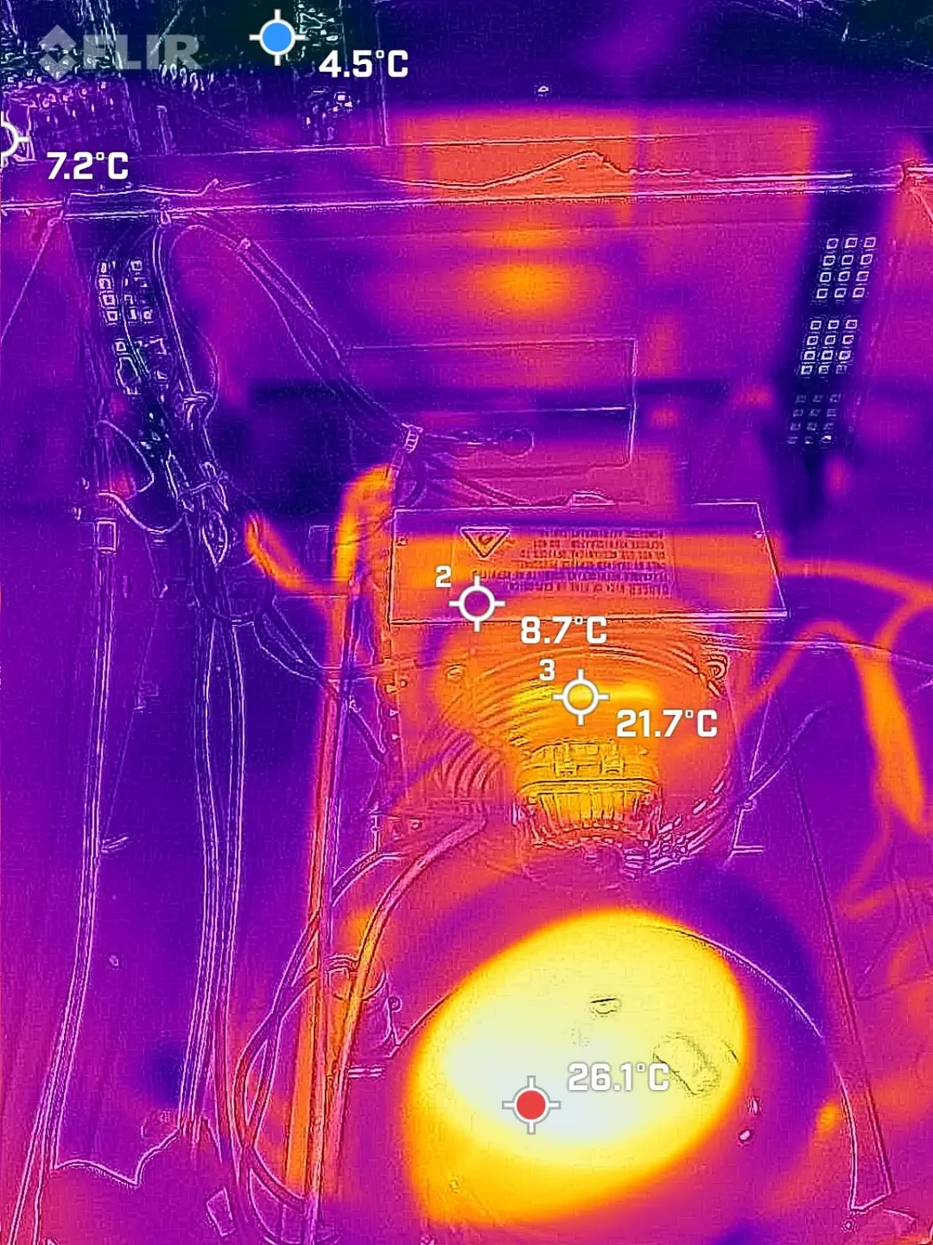 Thermal imaging used during refrigeration fault diagnosis